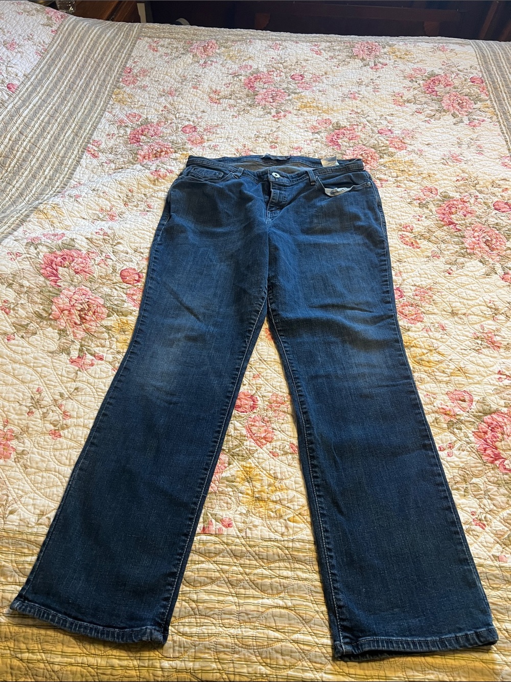 Levi’s 580 Defined Waist, Straight leg jeans.